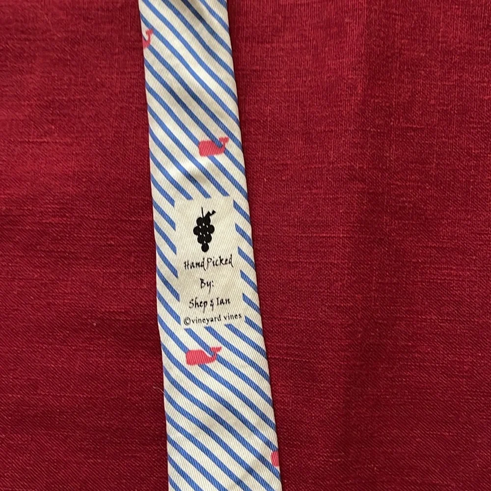 Vineyard Vines Martha’s Vineyard Silk Tie
